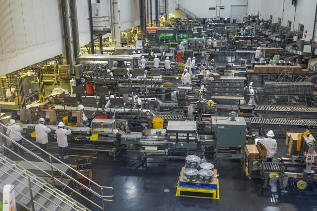 California farmers enjoy pistachio boom, with much of it headed to China