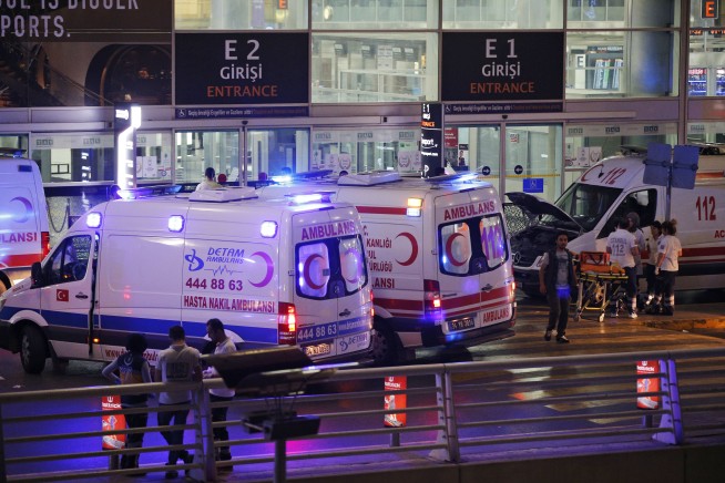 Suicide bombers target Istanbul airport, killing at least 28
