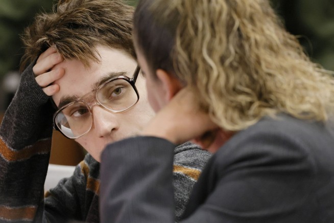 Deputies protect school killer after potential juror threat