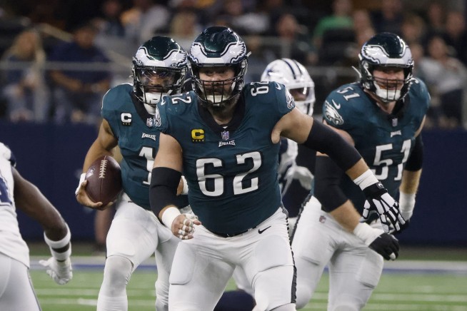 Eagles center Jason Kelce intends to retire after 13 NFL seasons, AP sources say