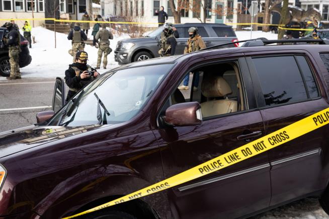 ICE officer kills a Minneapolis driver in a deadly start to Trump's latest immigration operation