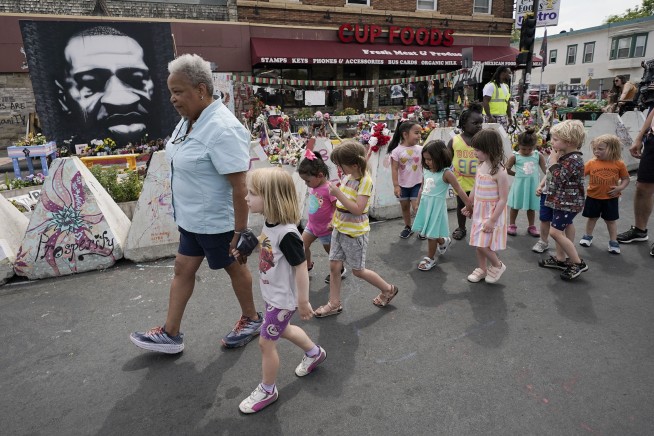 Chauvin could face decadeslong sentence in Floyd's death