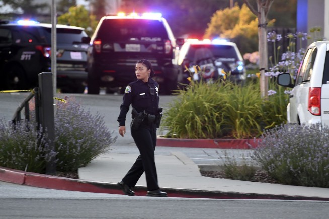 2 workers, gunman dead at California Ford dealership