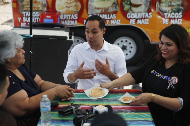 She can’t vote, but 2020 Democrats want her support anyway