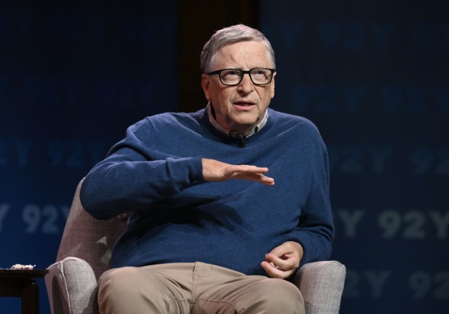 Bill Gates says he has COVID, experiencing mild symptoms