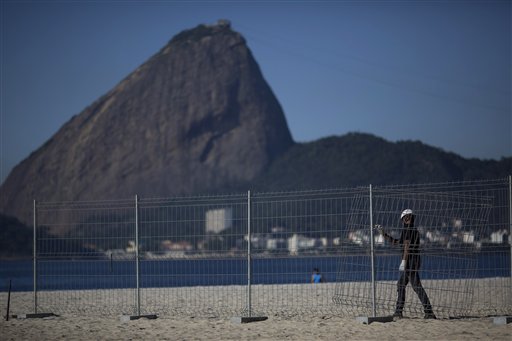 AP Investigation: Olympic teams to swim, boat in Rio's filth