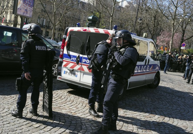 Letter bomb explodes at France office of IMF, injuring 1