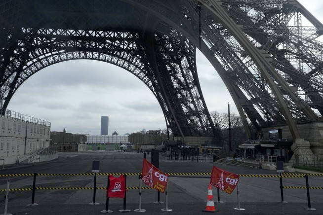 The Eiffel Tower reopens to visitors after a 6-day closure due to an employee strike