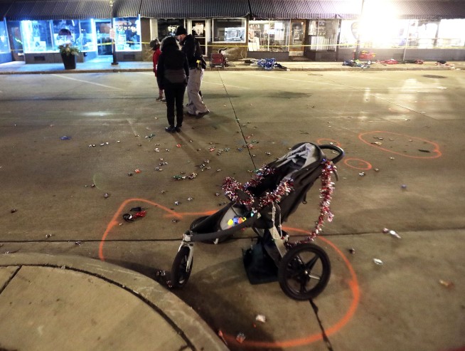 5 dead, 40 injured after SUV speeds into Christmas parade