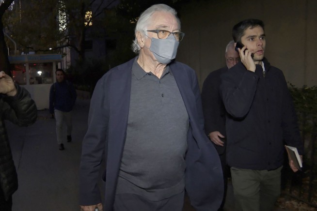 Jury awards $1.2 million to Robert De Niro’s former assistant in gender discrimination lawsuit