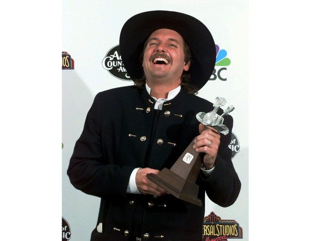 Country music singer Jeff Carson dies in Tennessee