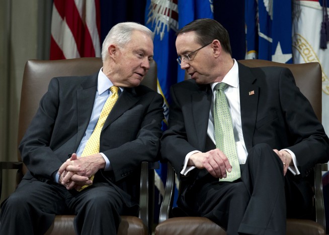 Trump claims memo 'totally vindicates' him in Russia probe