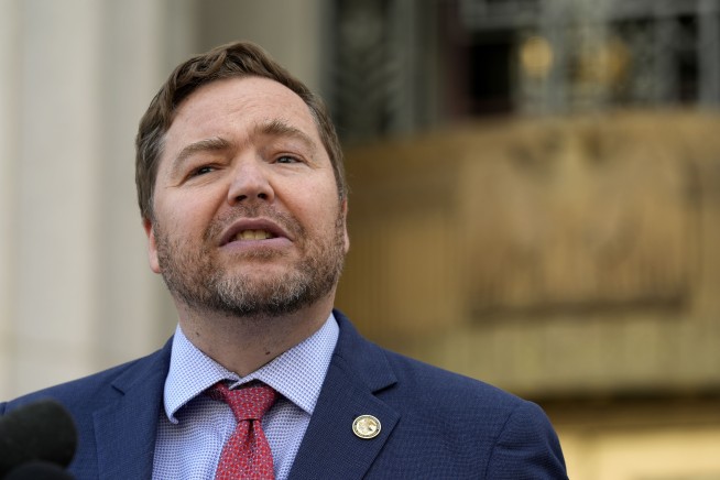 Man agrees to plead guilty for flying drone that damaged firefighting aircraft in LA wildfire