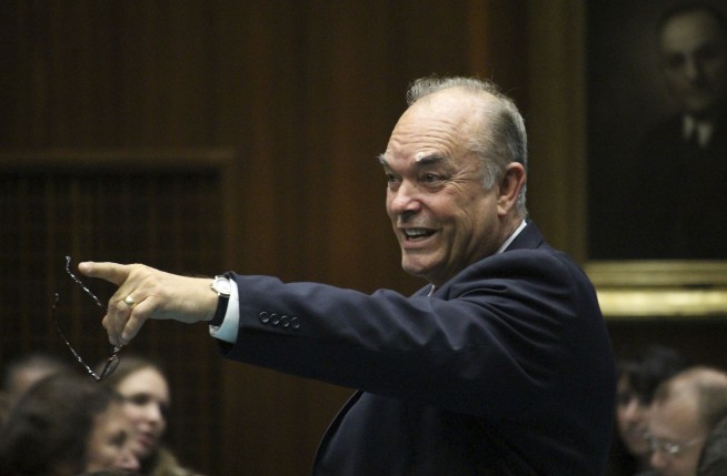 Arizona House votes to kick out lawmaker over sex misconduct