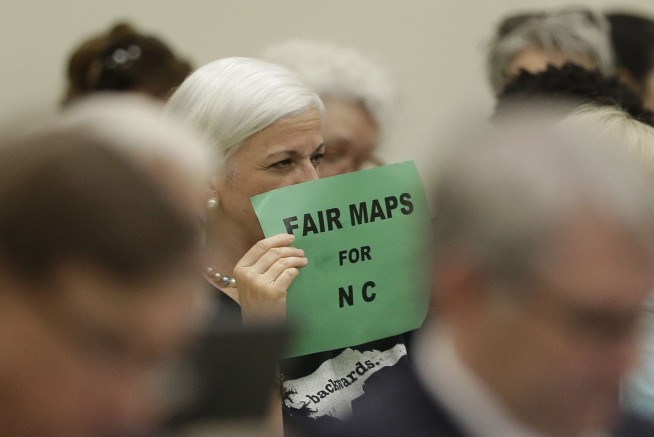 North Carolina judges throw out current congressional map