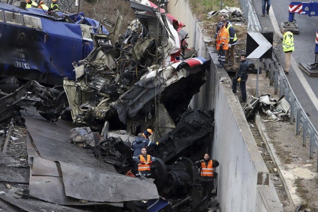 Deadly Greek train crash prompts strike; relatives give DNA