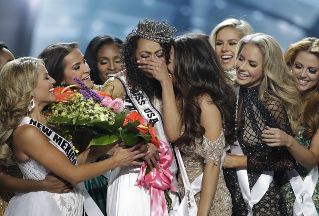 Government scientist from DC wins Miss USA title