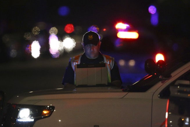 Phoenix police officer killed, 2 others injured in shooting