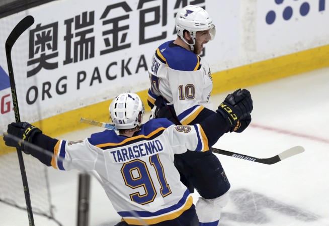 Arch Madness: Blues win 1st Stanley Cup, beating Bruins 4-1