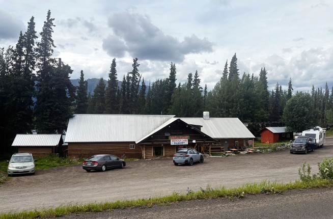 3 workers rescued from Canadian mine after 60 hours underground
