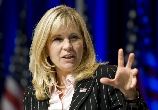 Liz Cheney wins primary for US House post her father held