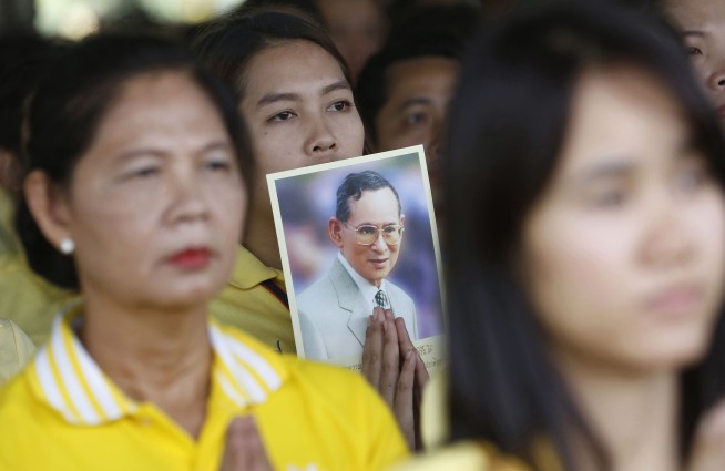 Health of Thailand's ailing 88-year-old king deteriorates