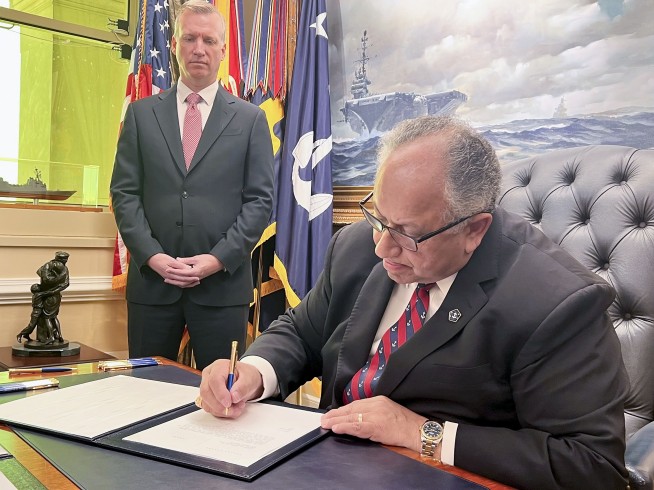 Navy exonerates 256 Black sailors unjustly punished in 1944 after a deadly California port explosion