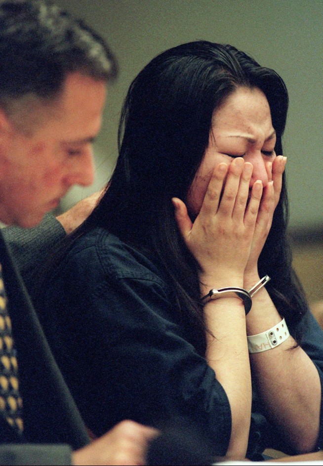 Parole OK'd for 'evil twin' convicted in plot to kill sister