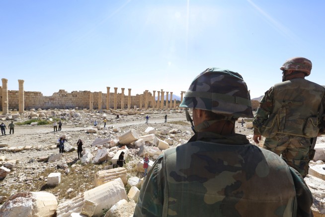Syria's Palmyra: Ghost town bearing scars of IS destruction