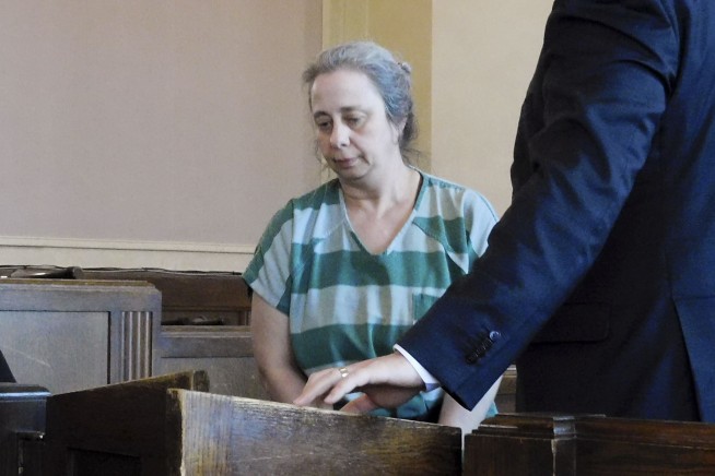 North Dakota woman to serve 25 years in prison for fatally poisoning boyfriend