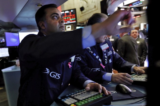 Dow drops more than 1,000 as outbreak threatens the economy