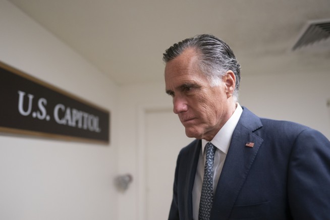Utah GOP Sen. Mitt Romney won't seek reelection in 2024, marking end to decadeslong political career