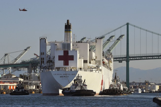 Navy removes 116 from hospital ship after virus infects 7