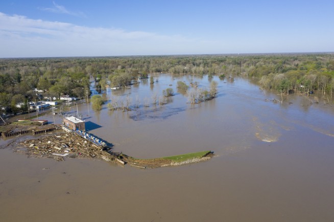 Michigan dam had repeated safety violations before flooding