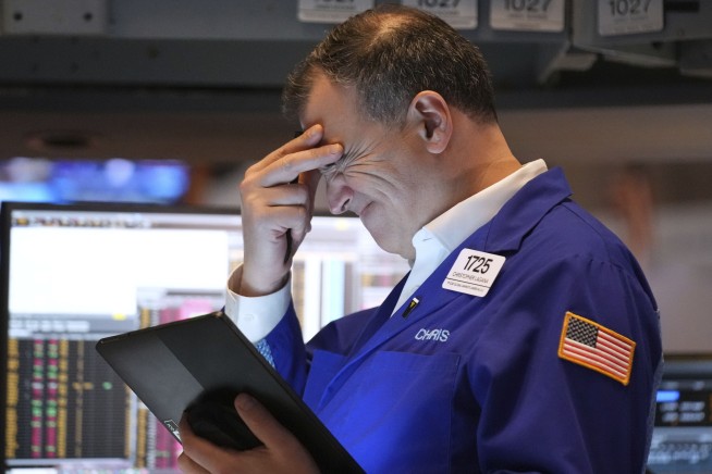 Wall Street swings again as the approach of Trump's 'Liberation Day' wallops stock markets worldwide