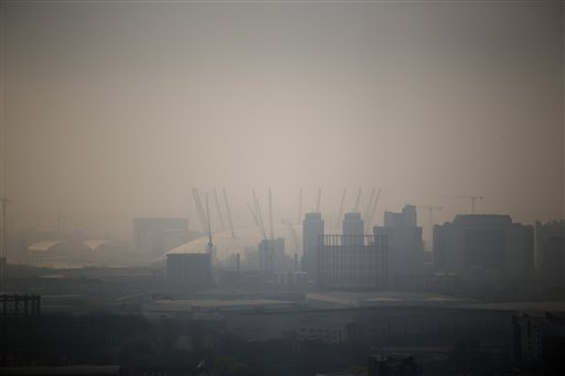Sahara desert dust brings smog to Britain