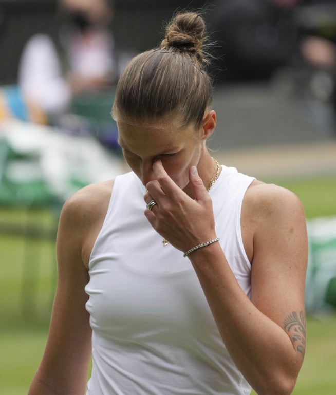 Barty beats Pliskova at Wimbledon for 2nd Grand Slam title