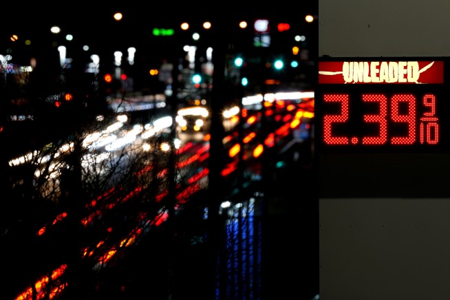 US inflation eased again to 6.5% over the past 12 months