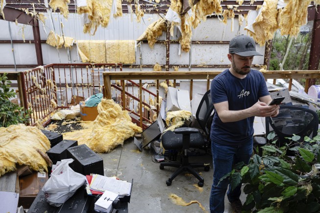 Nearly half of National Weather Service offices have 20% vacancy rates, and experts say it's a risk