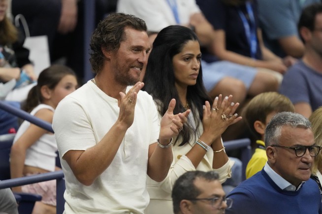 Novak Djokovic wins the US Open for his 24th Grand Slam title by beating Daniil Medvedev