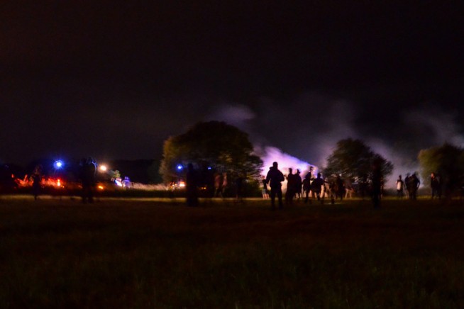 Partygoers, police injured at curfew-busting rave in France