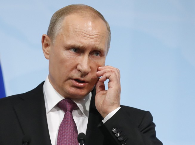 G-20 shut Trump out on climate, strike deal on trade