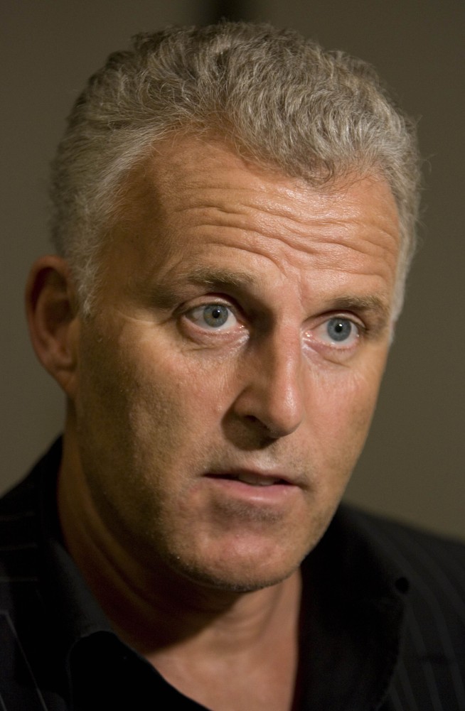 Dutch crime reporter shot, badly wounded in Amsterdam street