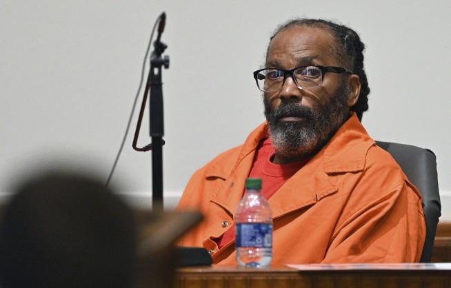 Missouri man exonerated in 3 killings, free after 4 decades
