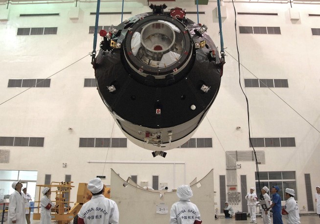 China's defunct space lab hurtling toward Earth for re-entry