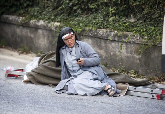 Nun in iconic Italy quake photo texted friends 'adieu'