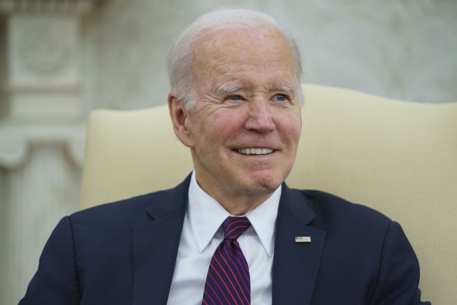 Biden: Debt meeting 'productive,' default 'not an option'