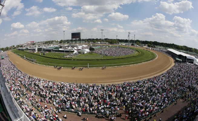 Churchill Downs to resume racing at fall meet with no changes after horse deaths