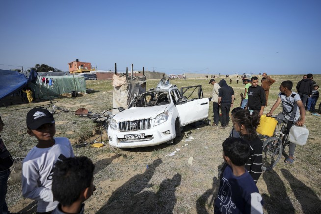 With famine looming, aid group halts food delivery in Gaza after Israeli strike kills 7 workers