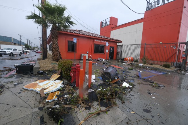 Rare tornado near Los Angeles rips building roofs; 1 injured